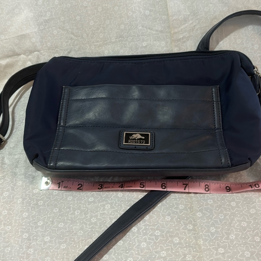 Roots 73 Purse